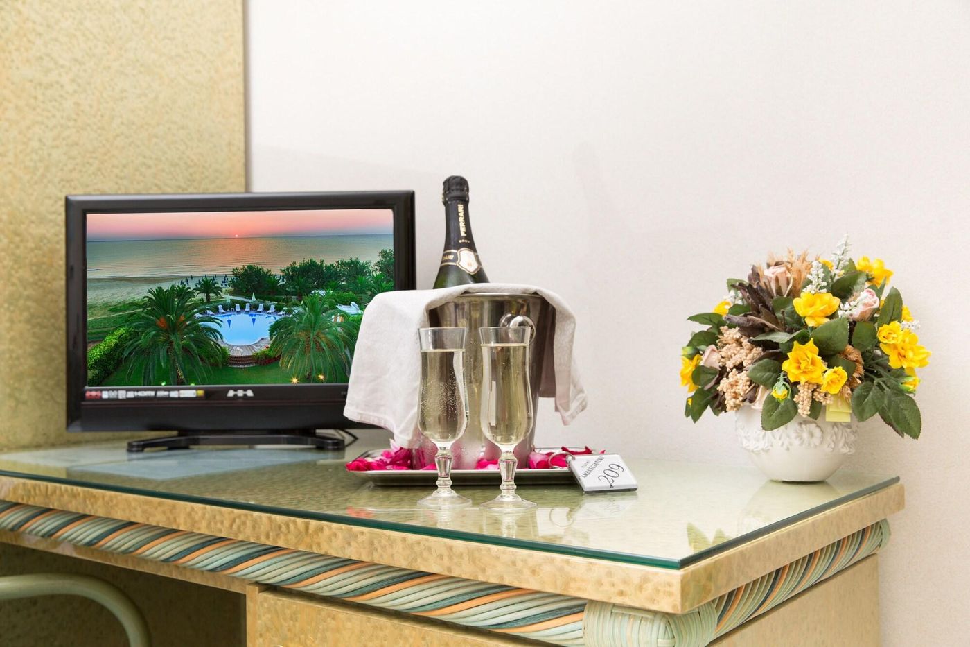 Hotel-Ambasciatori-Room-5