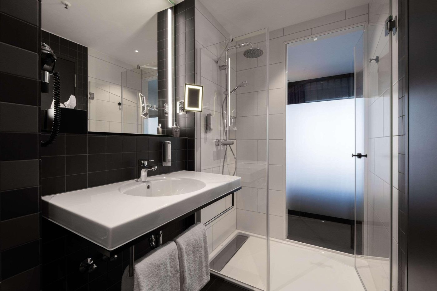 V8-Hotel-Koln-Room-37