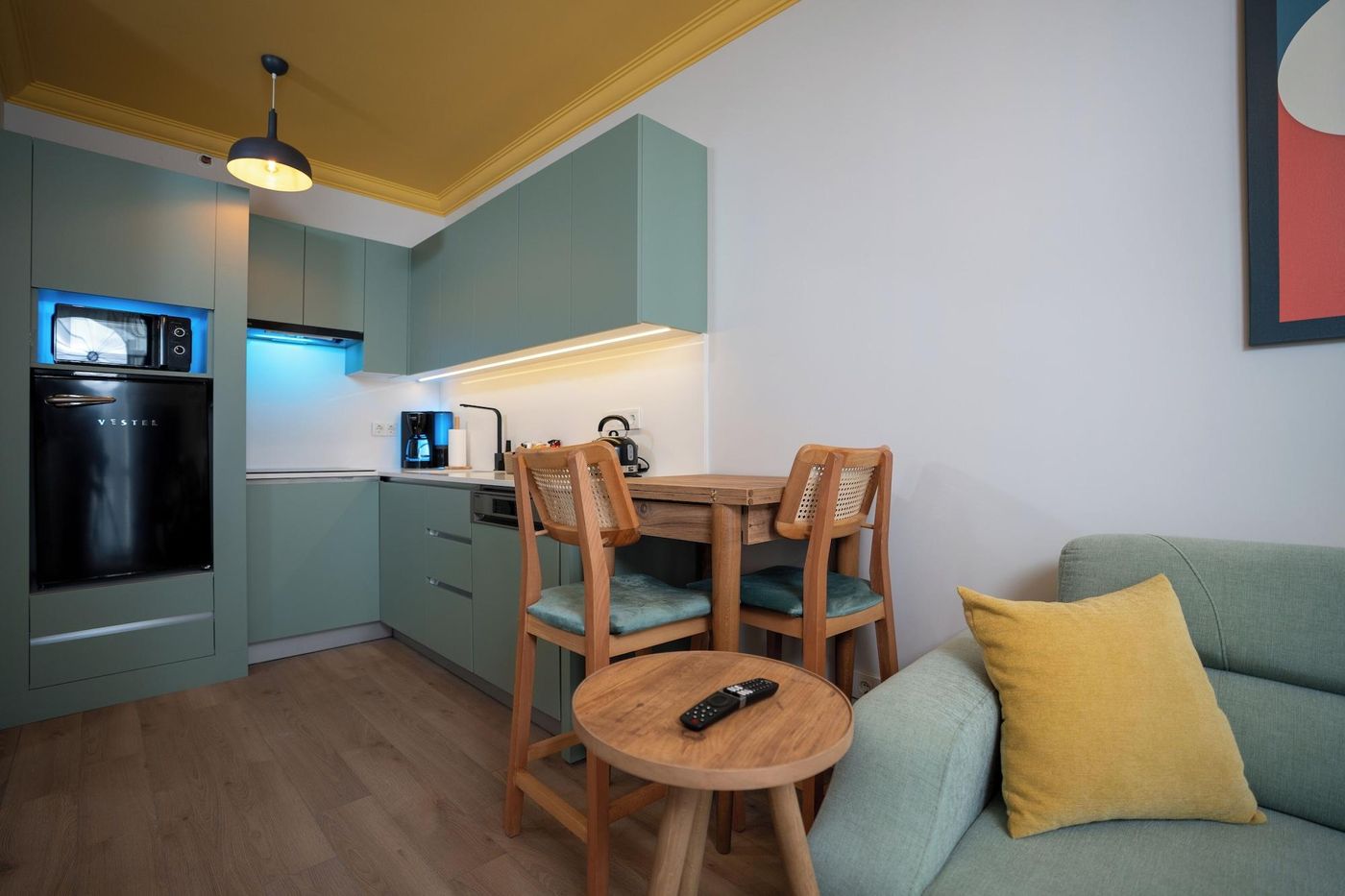 Bird-Nest-Suites-Room-23