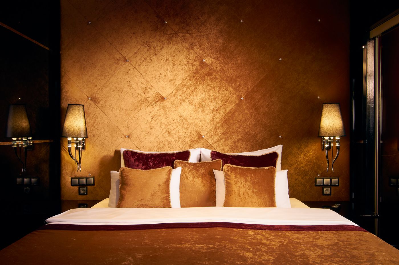 Mirage-Medic-Hotel-Room-19