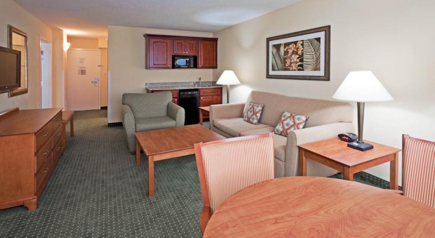 Holiday Inn Hotel & Suites Clearwater Beach