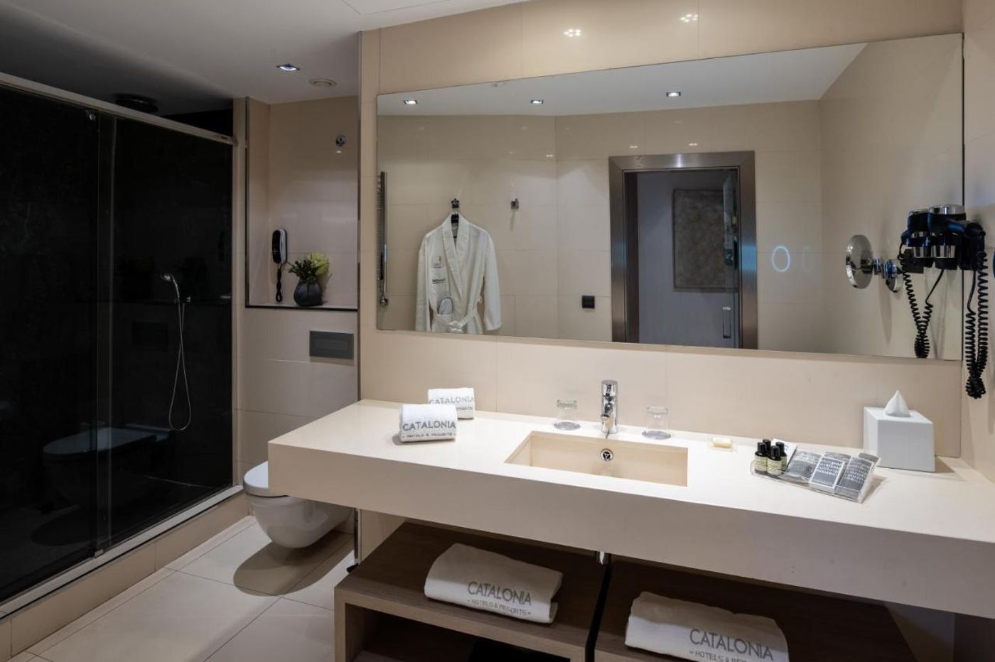 Catalonia-Plaza-Mayor-Room-45