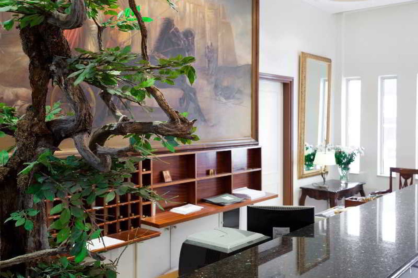 Achillion-Palace-Hotel-Lobby-21