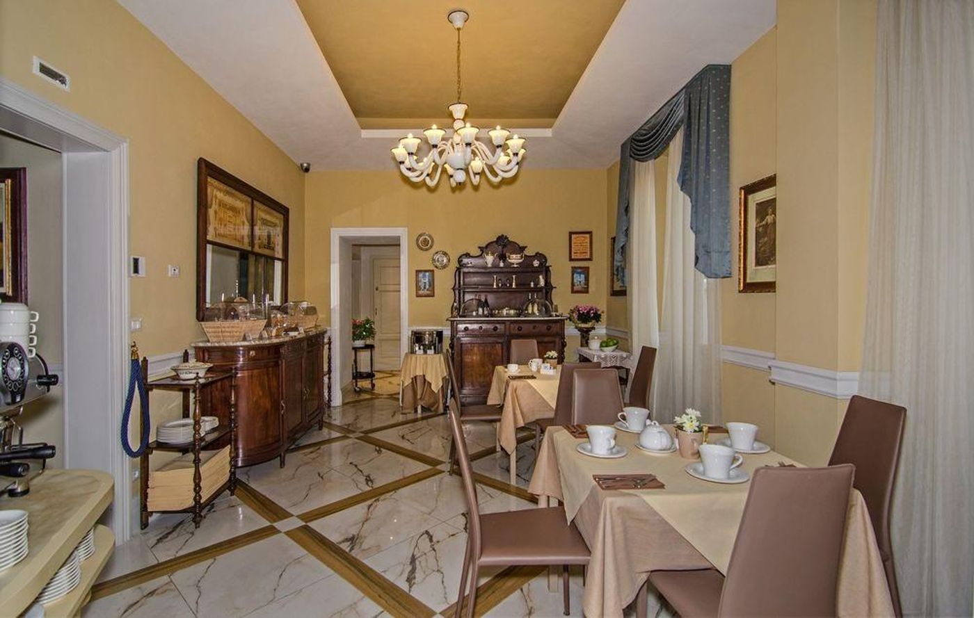 Lucca-in-Azzurro-Maison-de-Charme-Restaurant-5