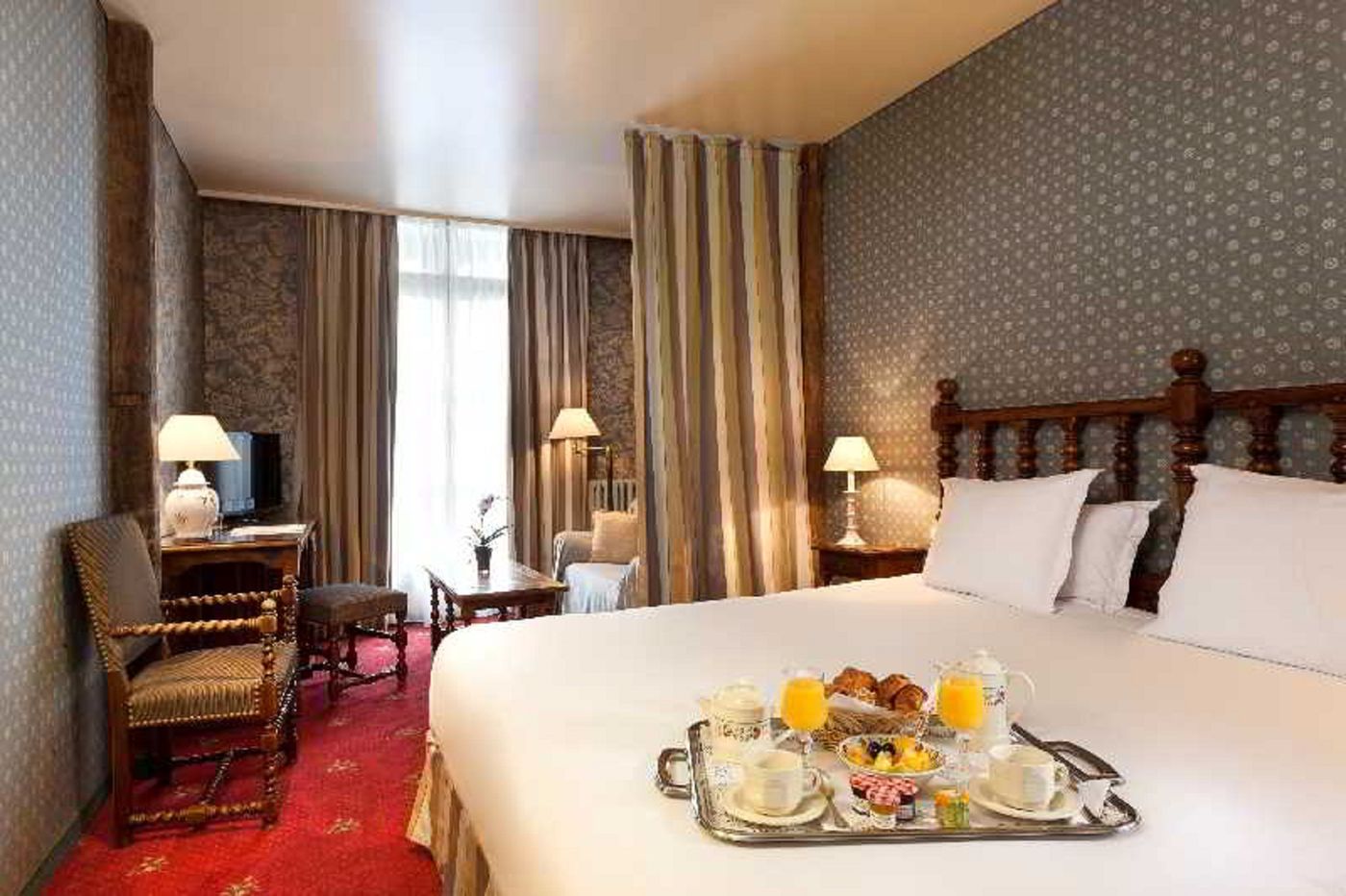 Amarante-Beau-Manoir-Room-6