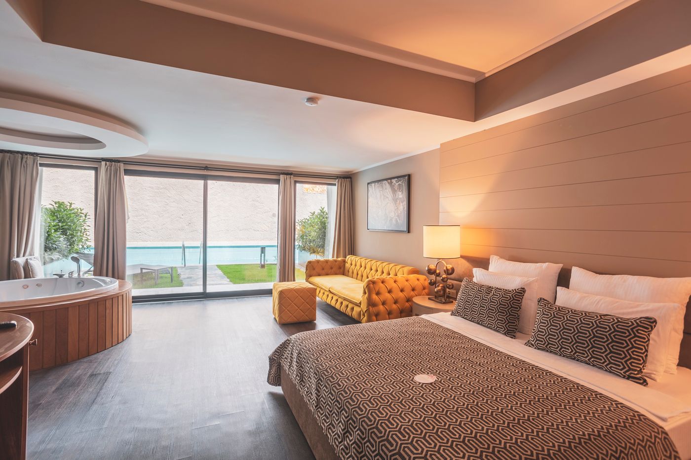 Orka Cove Hotel Penthouse & Suites - Adults Only