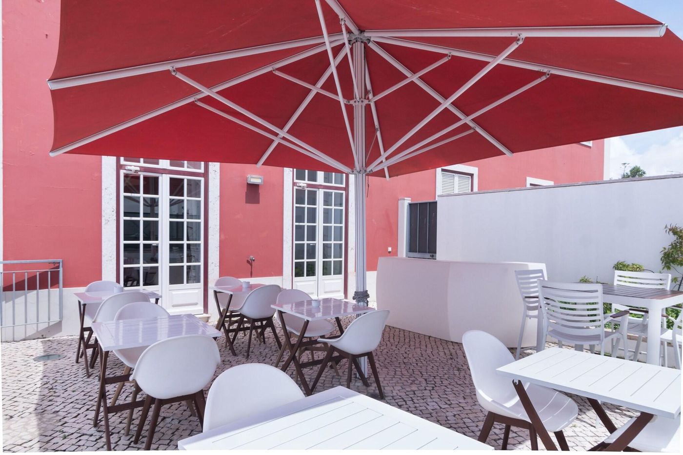 Casa-do-Medico-de-S--Rafael-Terrace-55