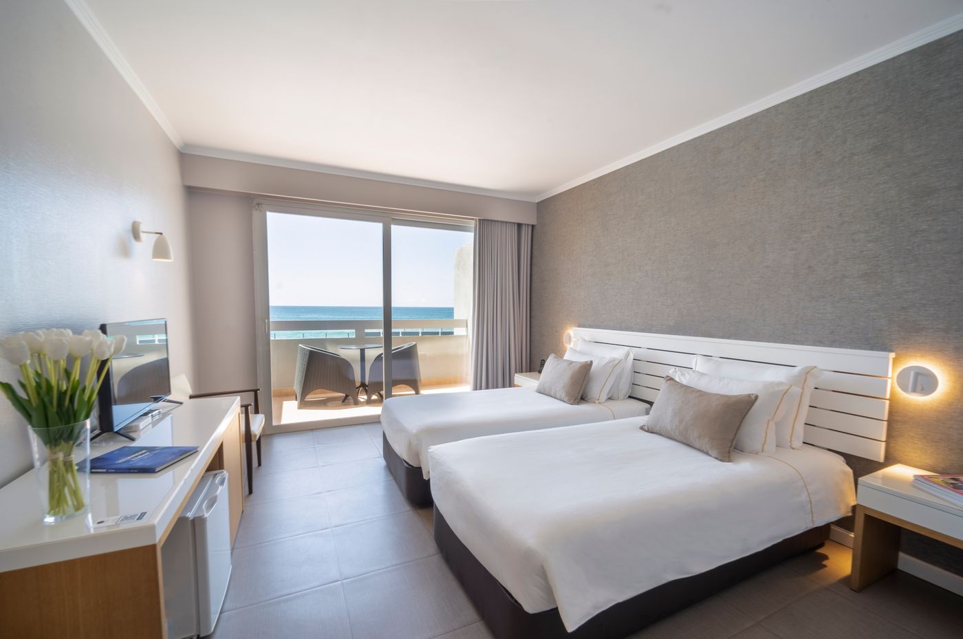 HOTEL-ARRIBAS-Room-19