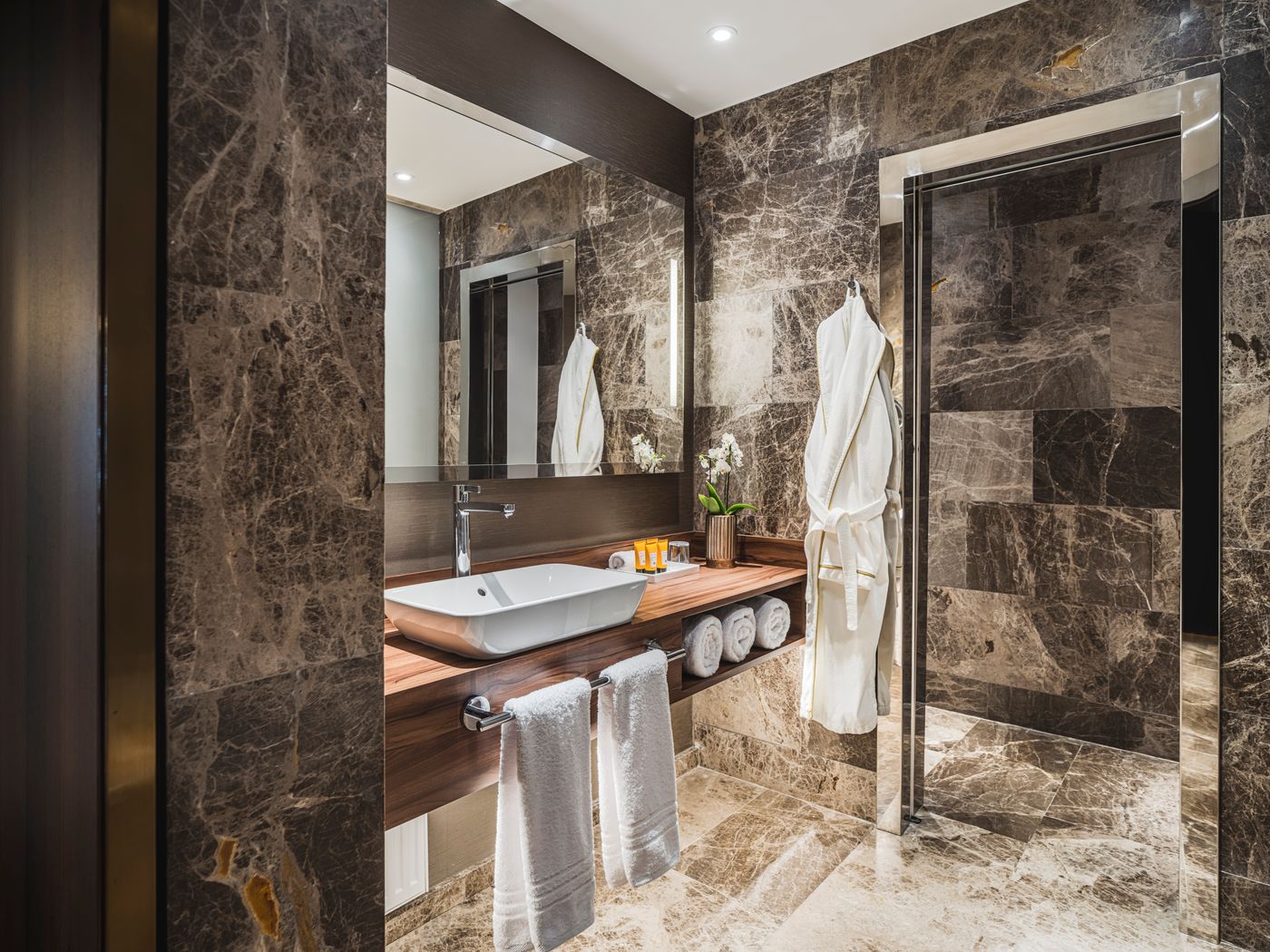 Anantara-New-York-Palace-Budapest-Room-49