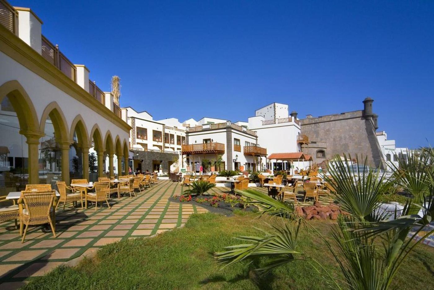 Gran-Castillo-Tagoro-Family---Fun-Playa-Blanca-General-view-14