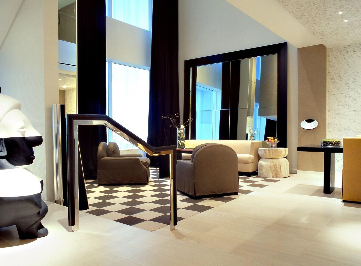 MGM-Grand-Hotel---Casino-Room-21