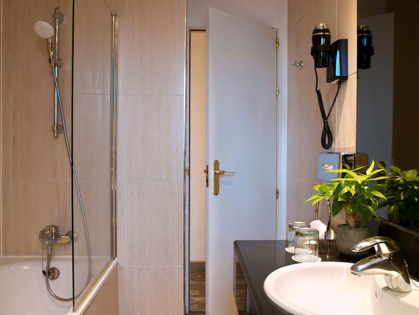 Hotel-Paris-Opera--managed-by-Meli-----Room-48