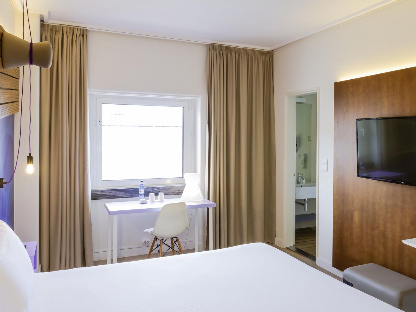 ibis-Styles-Lisboa-Centro-Liberdade-NE-Room-30