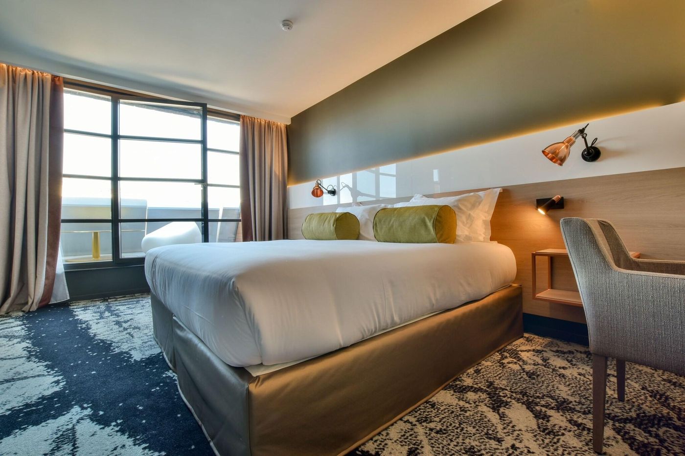 Hotel-B55-Room-38