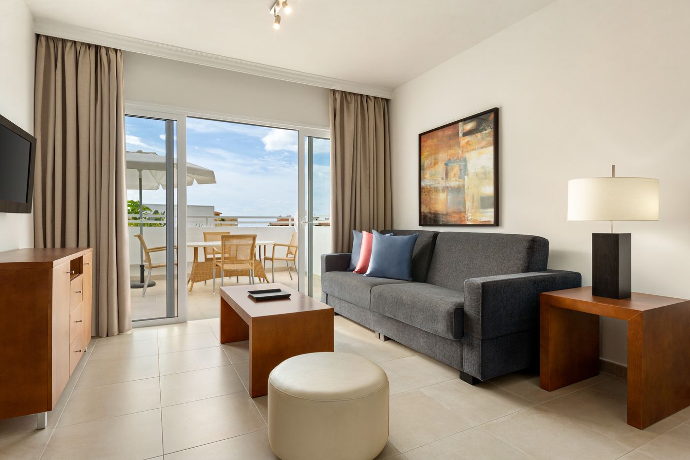 Wyndham-Residences-Golf-Del-Sur-Room-26