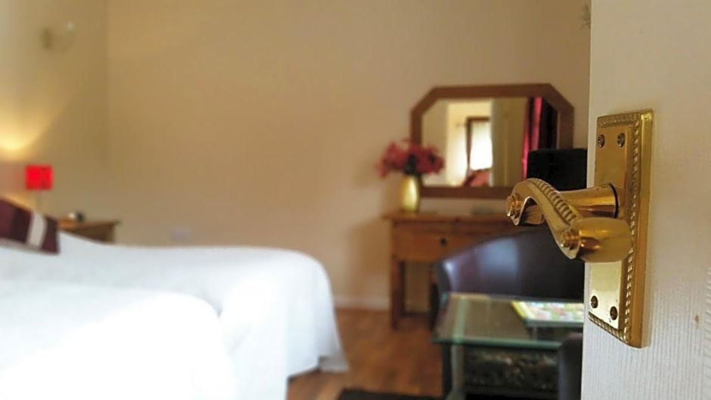 Milton's Lodge-United Kingdom-Langford-General view-7