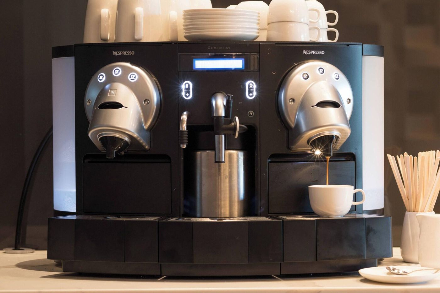 AC-Hotel-Boston-Cambridge-Restaurant-31