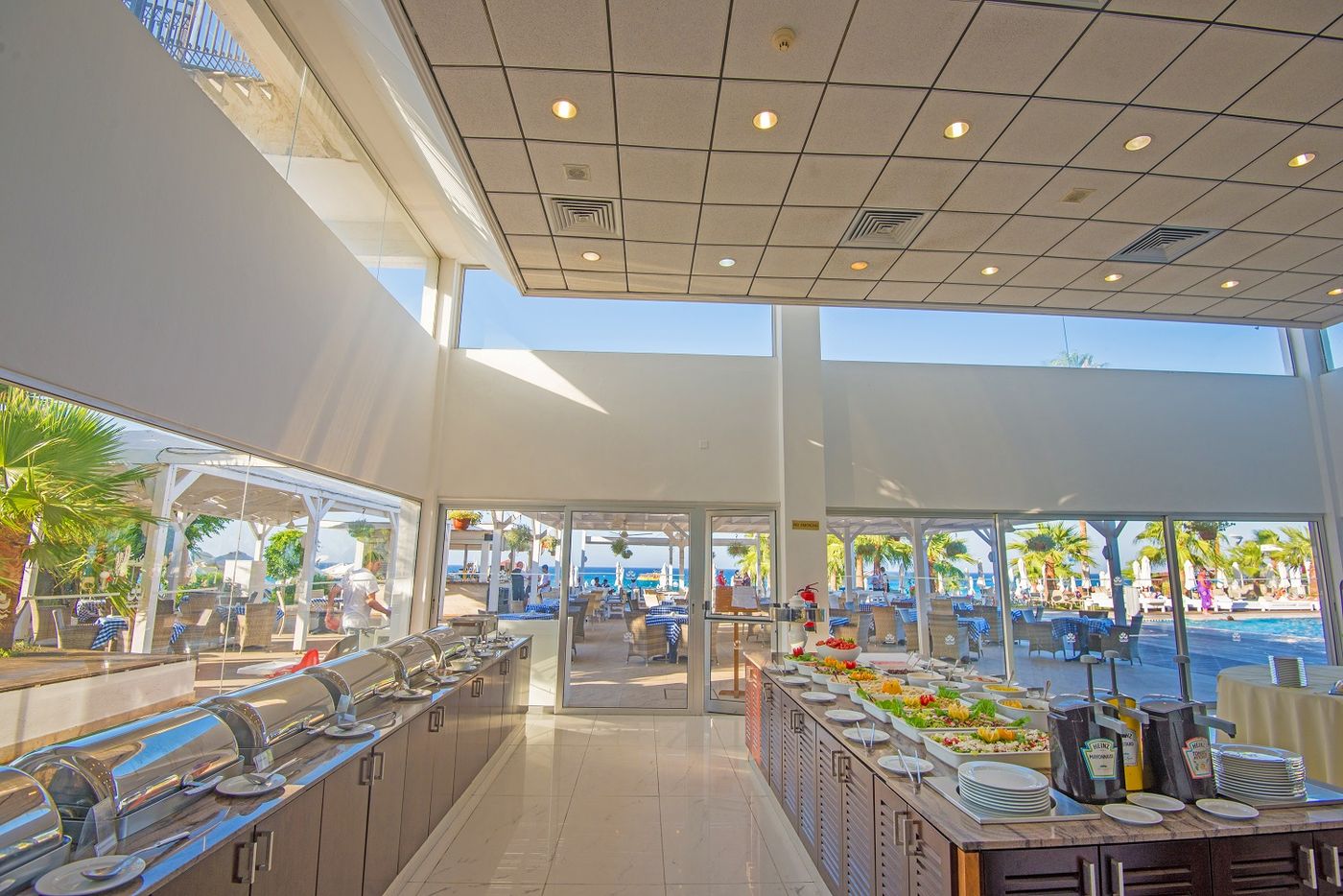 Silver-Sands-Beach-Hotel-Restaurant-24