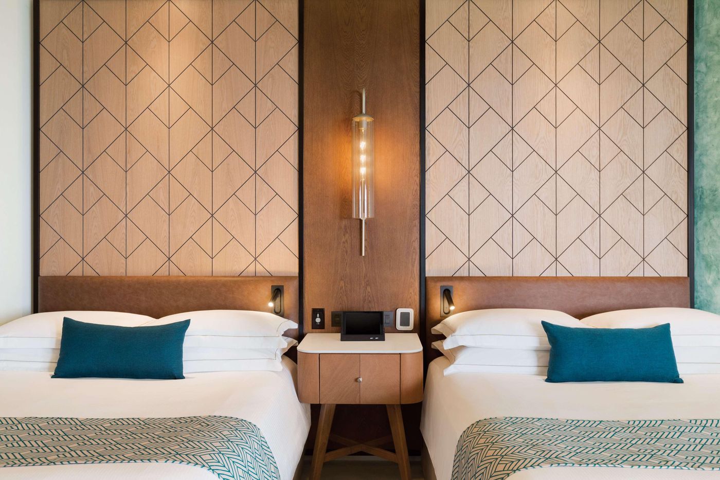 Hilton-Playa-del-Carmen-All-inclusive--The-Royal--Room-49