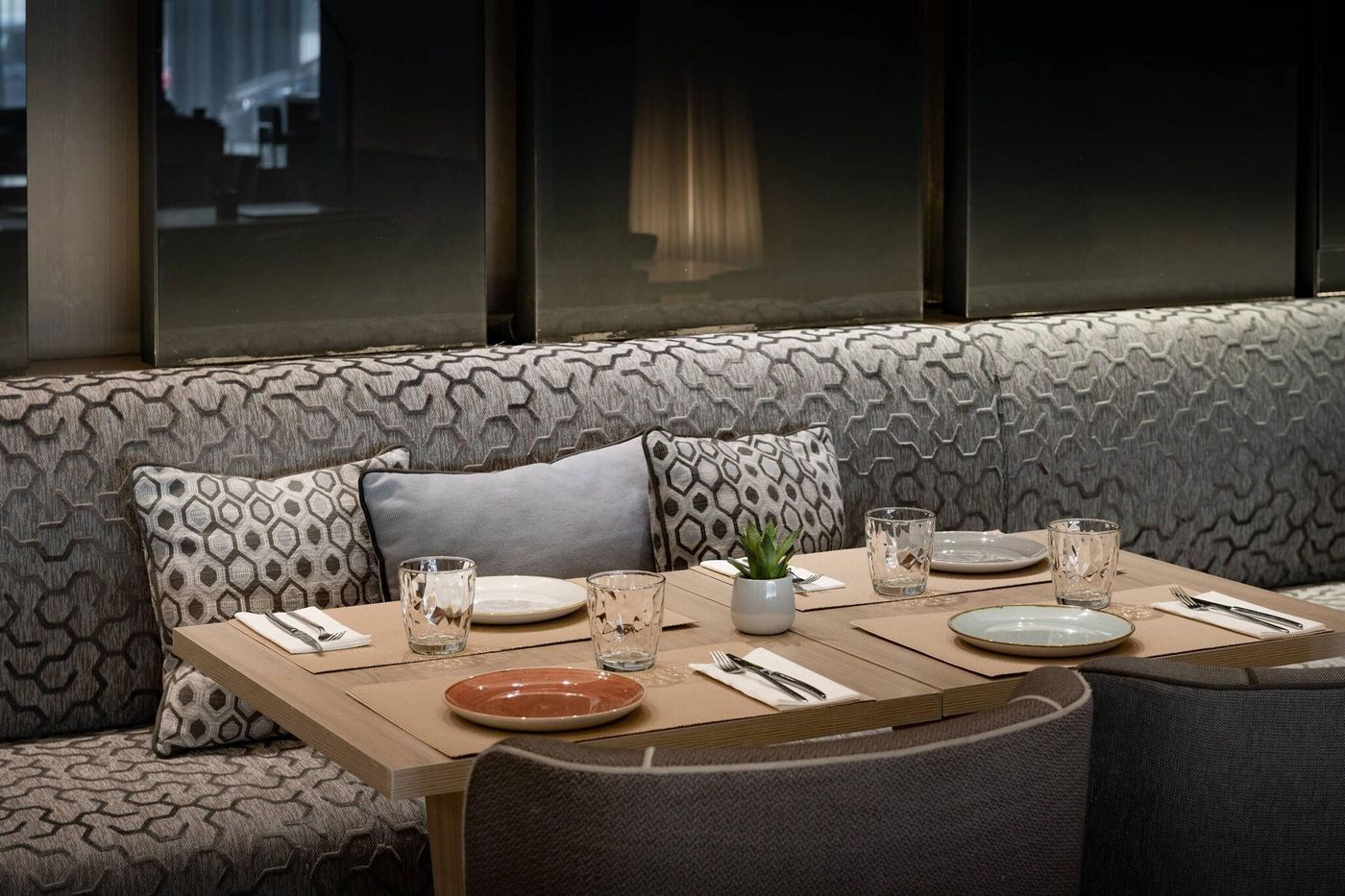 AC-Madrid-Feria-Lobby-15