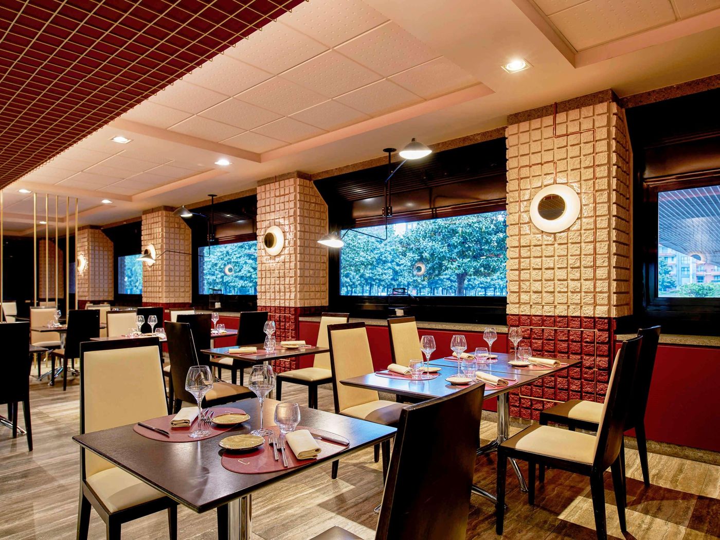 -o-Hostel-Milano-Ca--Granda-Restaurant-30