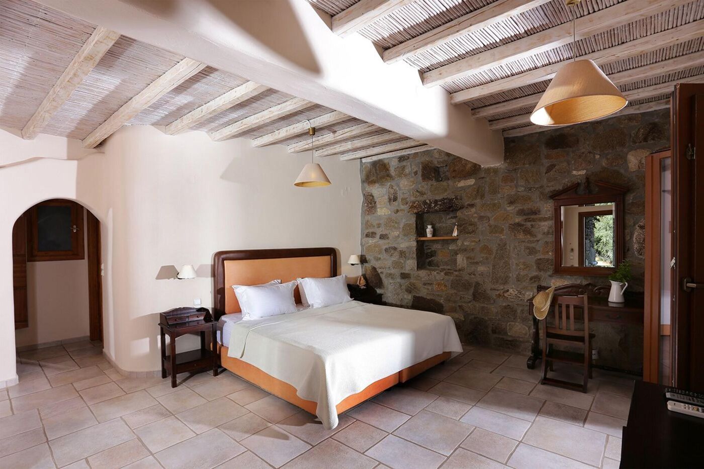 Albatros-Club-Mykonos-Room-11