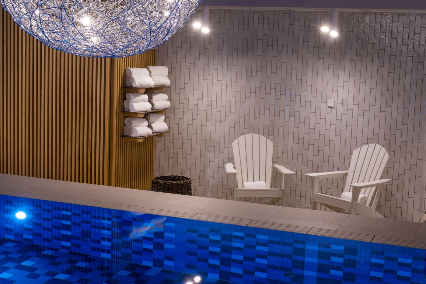 Maritim-Hotel-Munchen-Pool-42