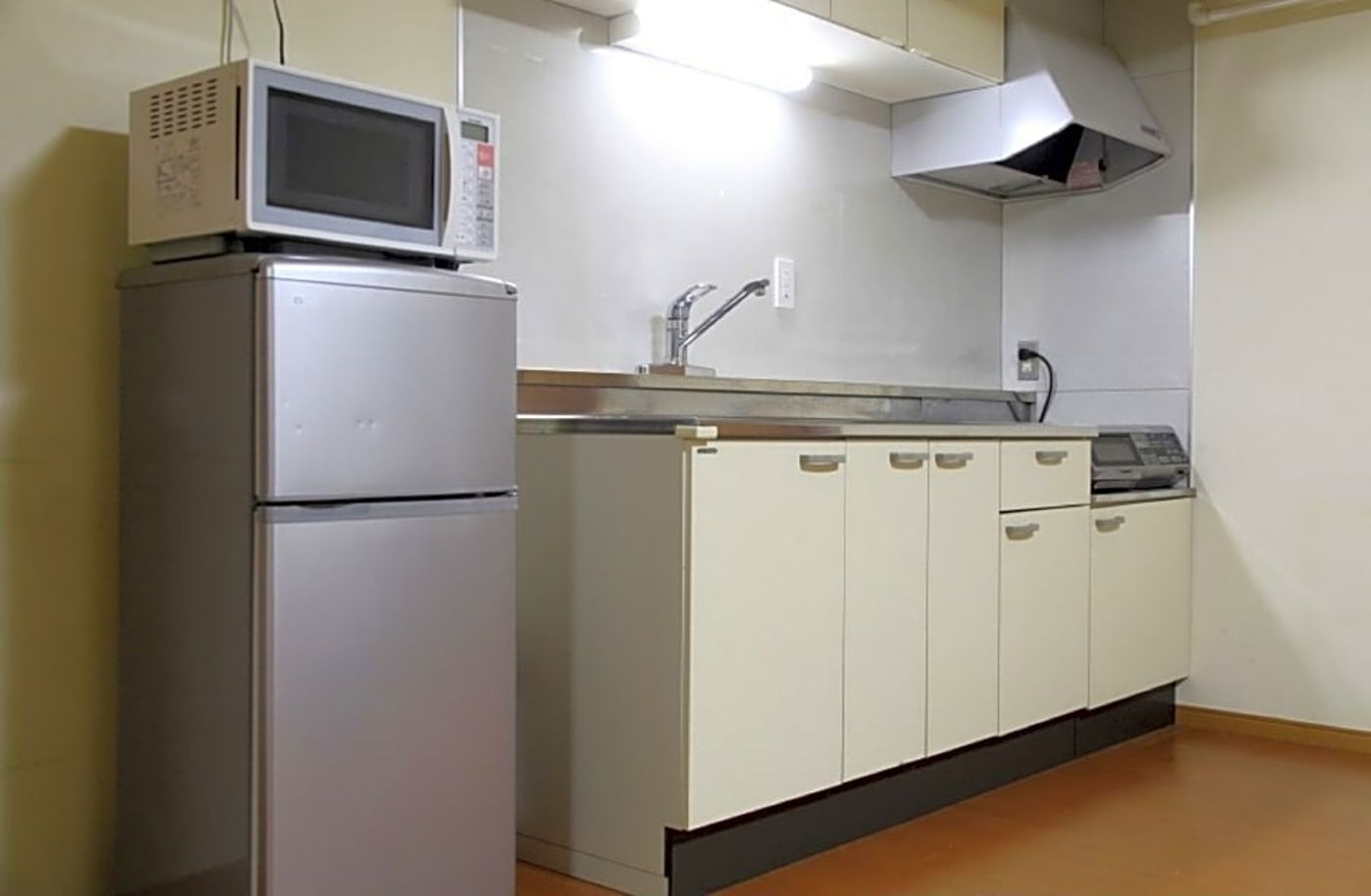 Shinjuku Urban Hotel-Japan-TOKYO-General view-1