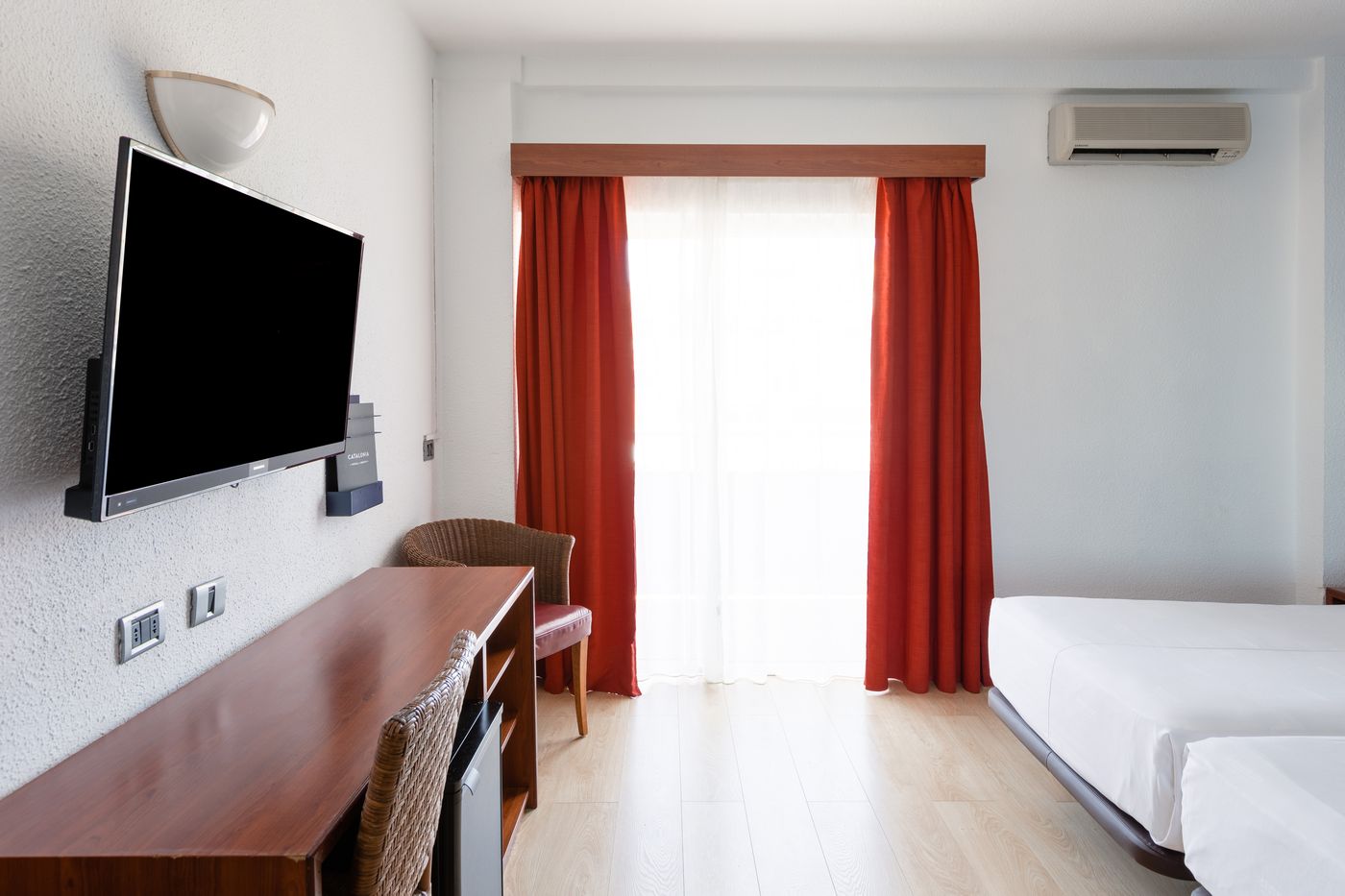 Catalonia-Punta-del-Rey-Room-27