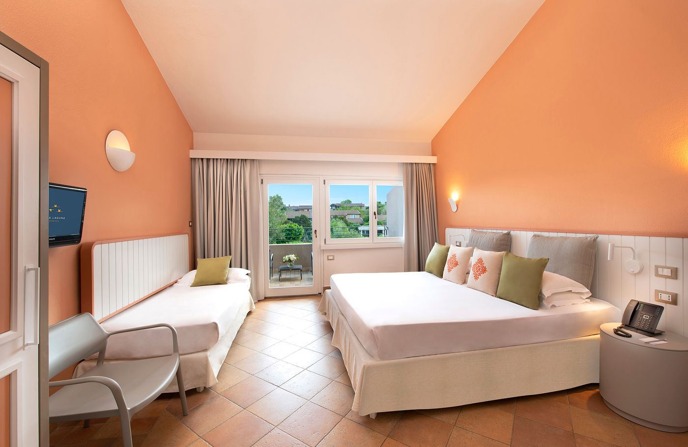 Chia-Laguna---Hotel-Village-Room-21