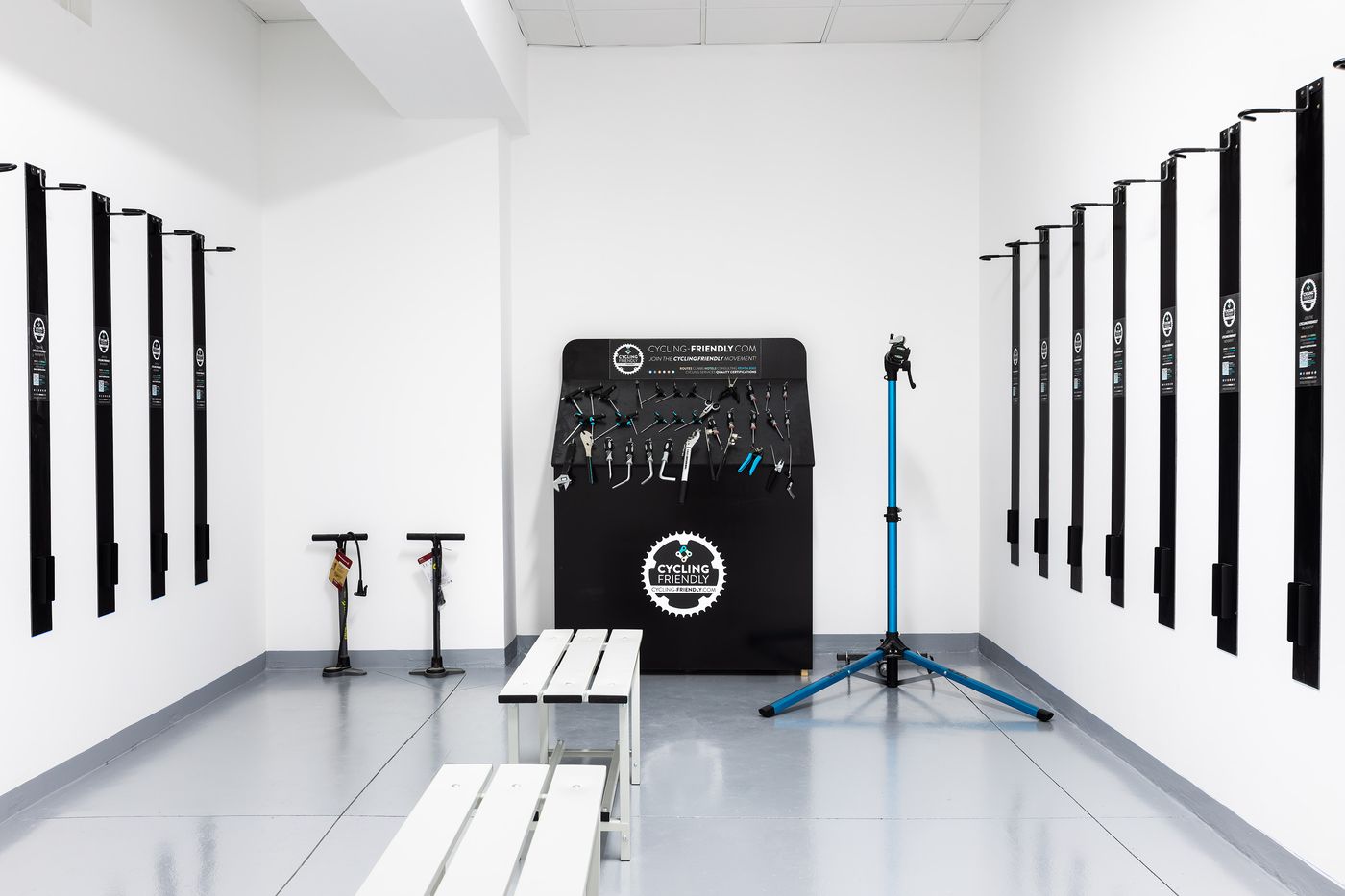 Riu-Garoe-Sports-and-Entertainment-40