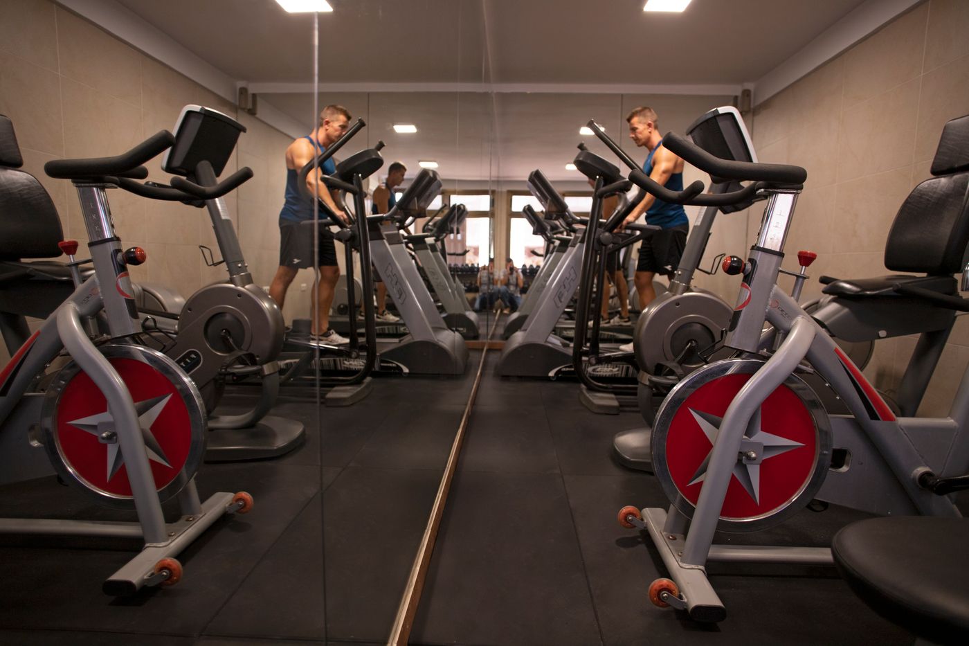 La-Baranda-Sports-and-Entertainment-45