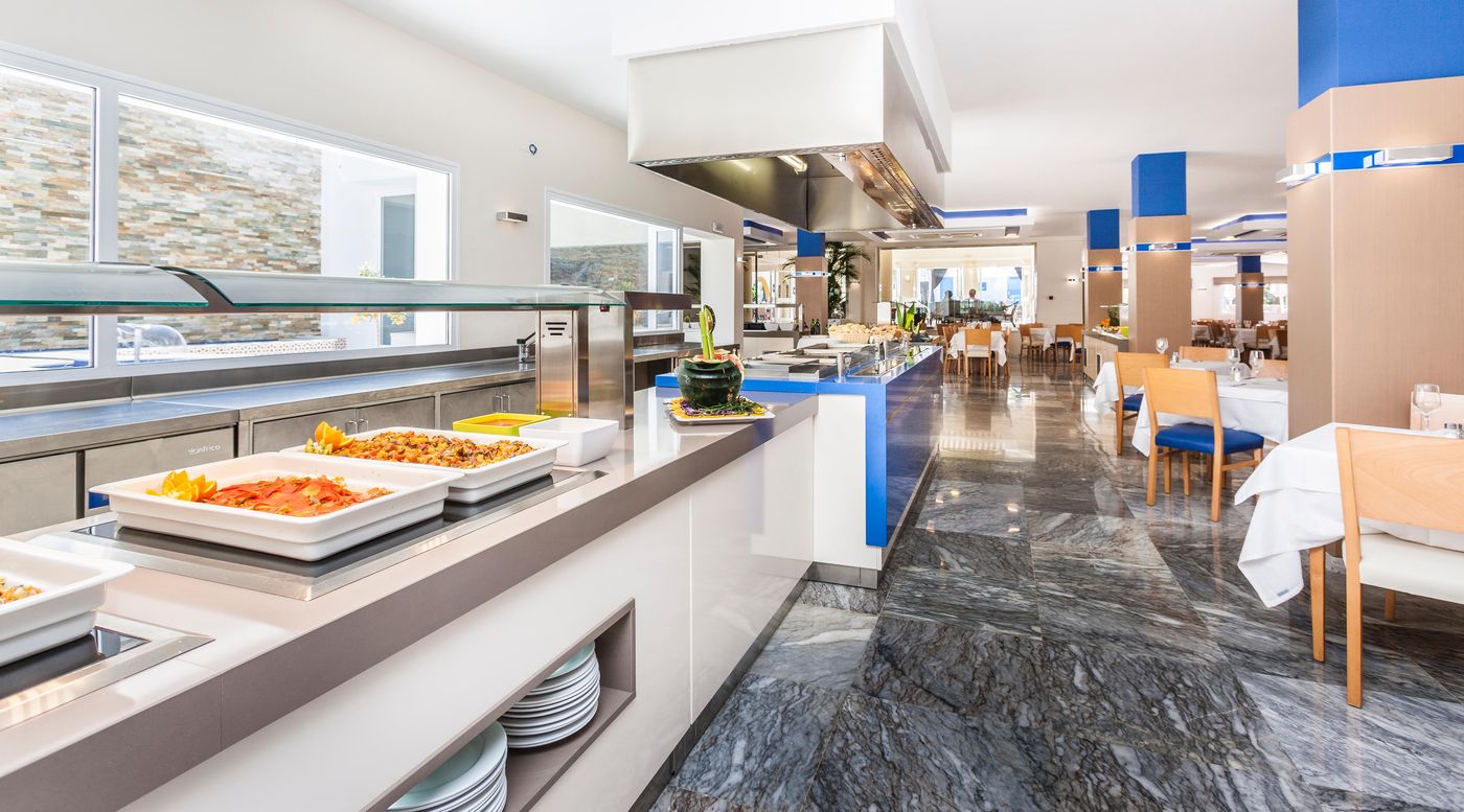 Globales-Playa-Estepona-Restaurant-41