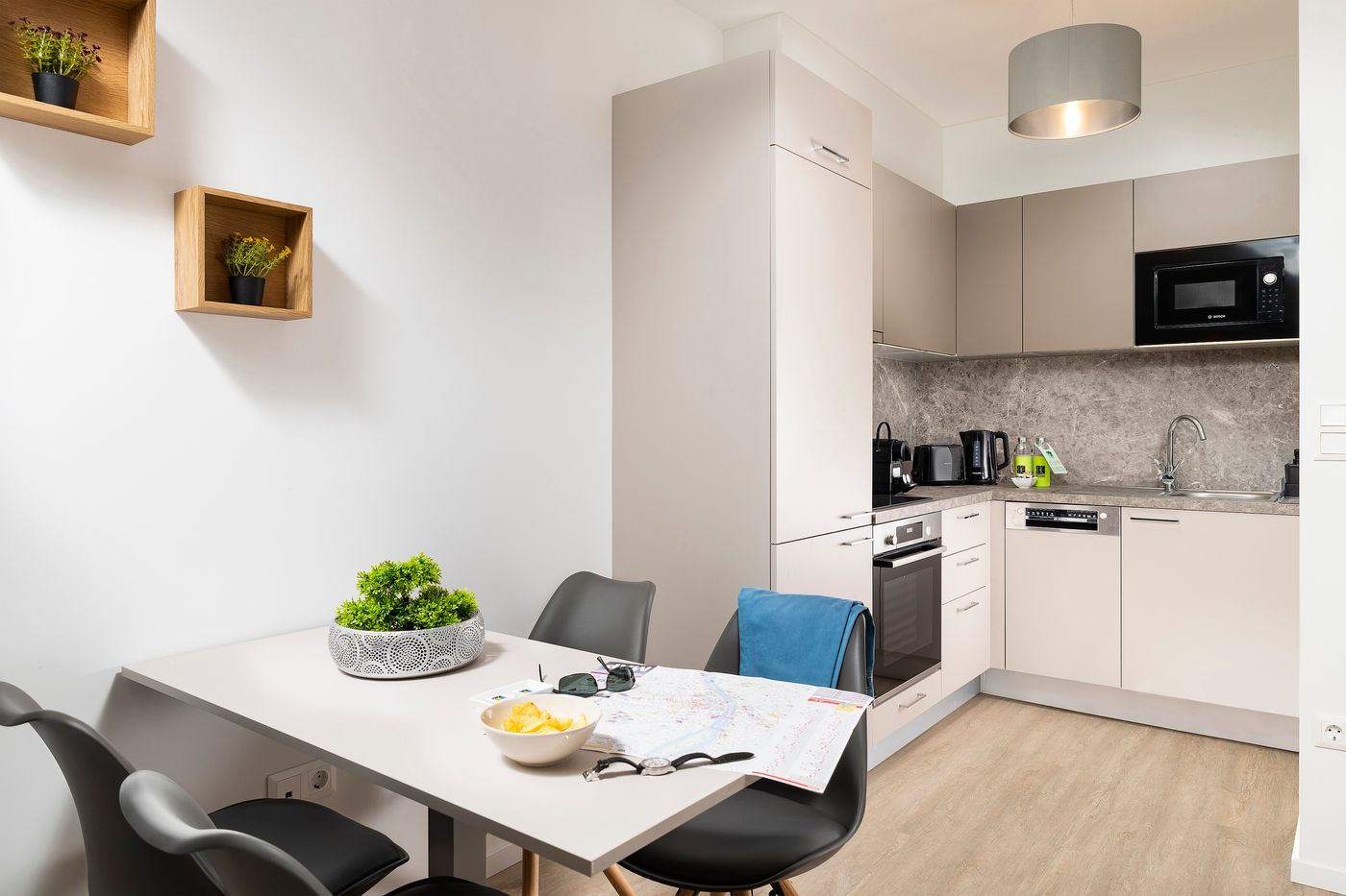 Bo18-Superior-Hotel-Room-28