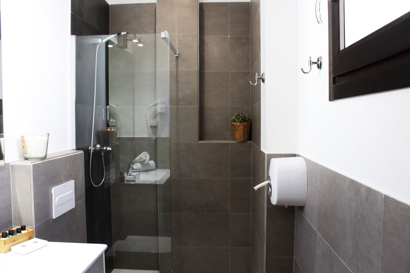 Nest Flats Granada-Spain-GRANADA-Room-9