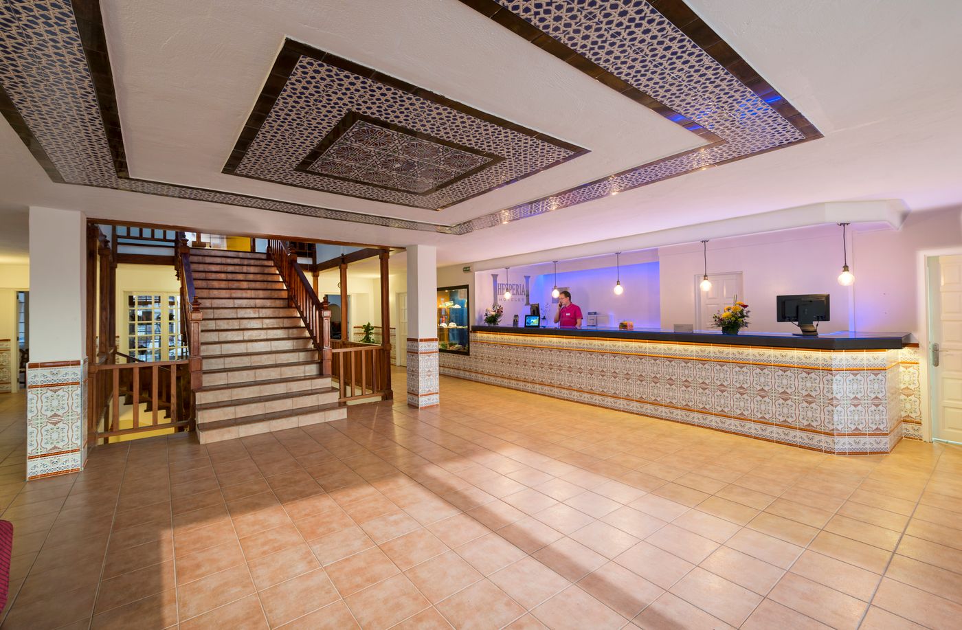 Hesperia-Bristol-Playa-Lobby-31