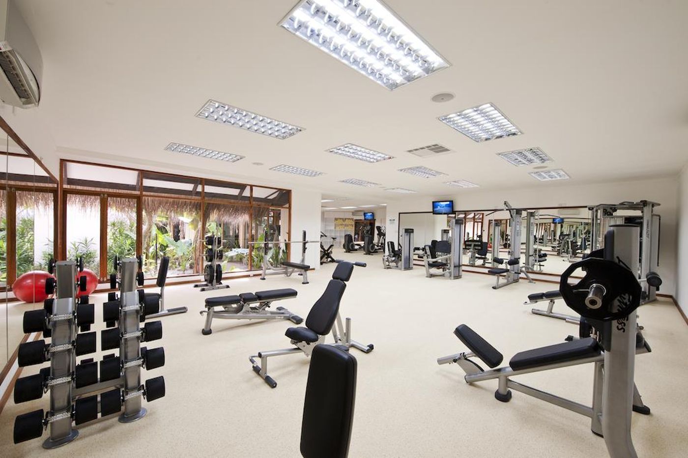 Kuramathi Island Resort