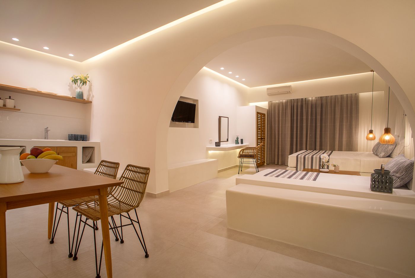 Margarenia-Studios-Room-27