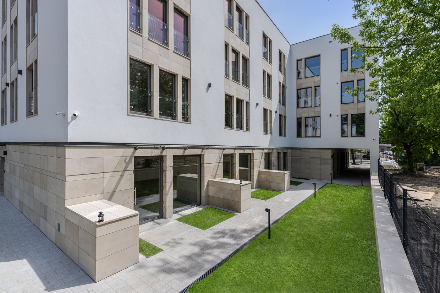 EXCLUSIVE-Aparthotel-Krakow-Lubicz-40-General-view-2