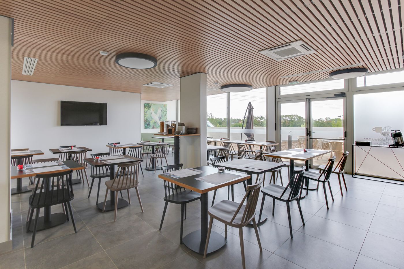 All-Suites-Massy-Palaiseau-Restaurant-58