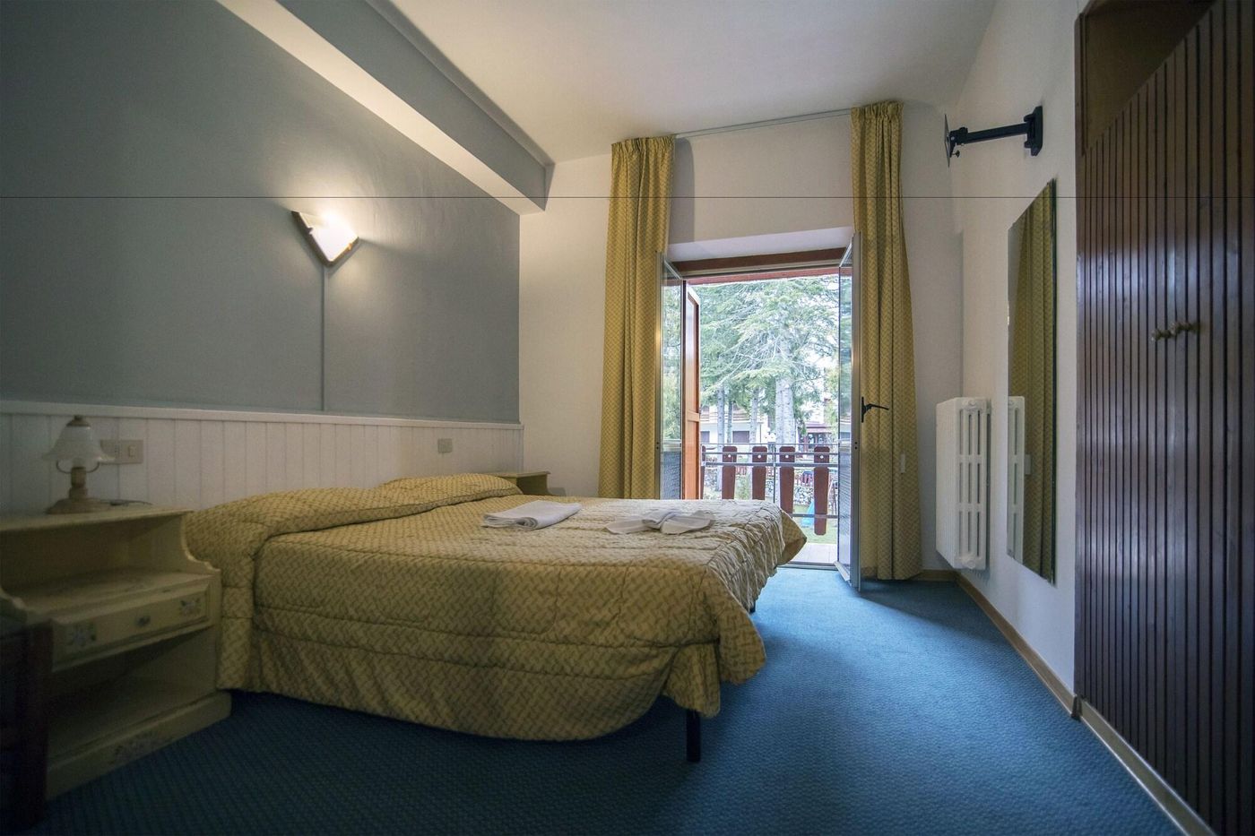 Hotel-Pinguino-Room-11