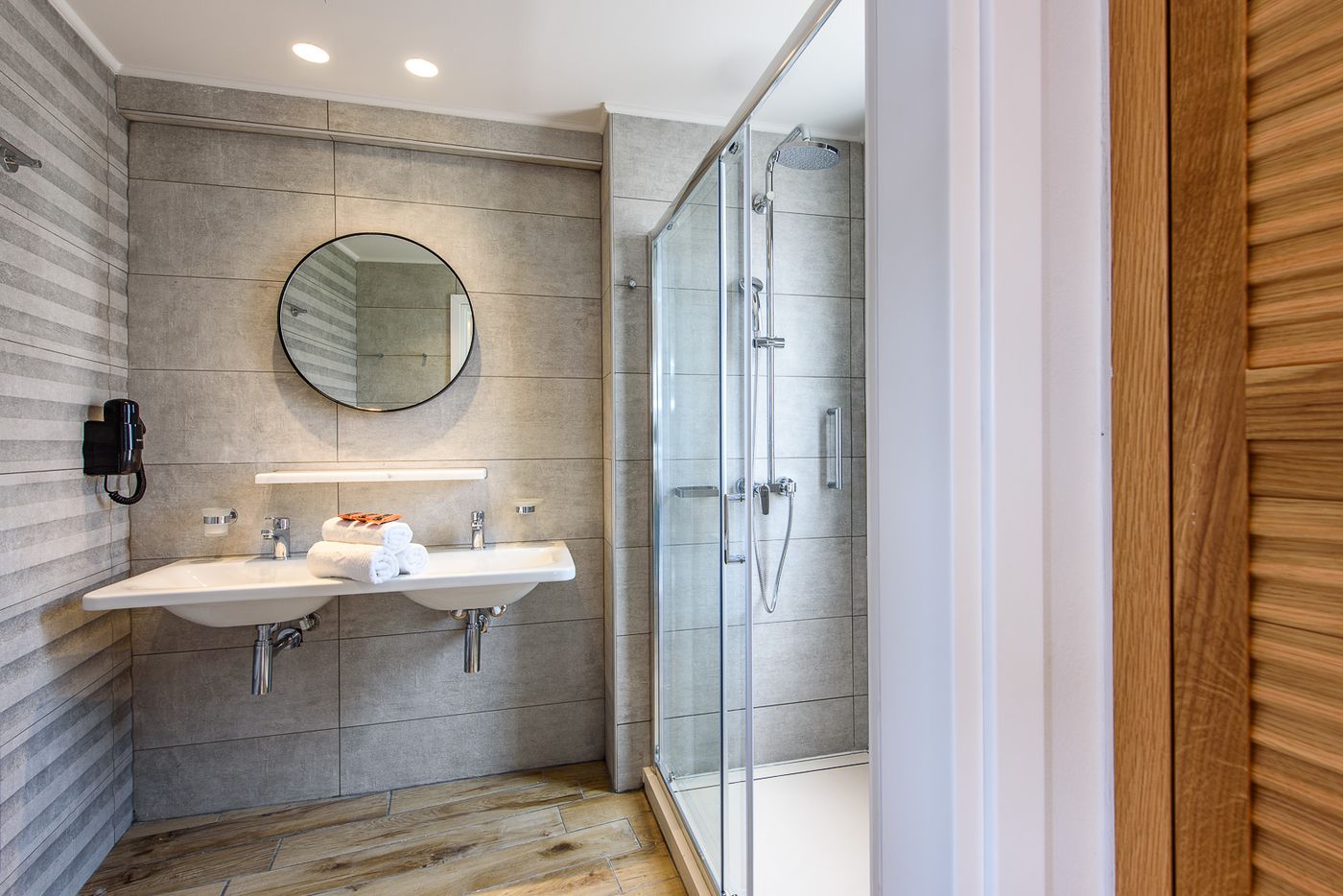 Atlantica Caldera Village