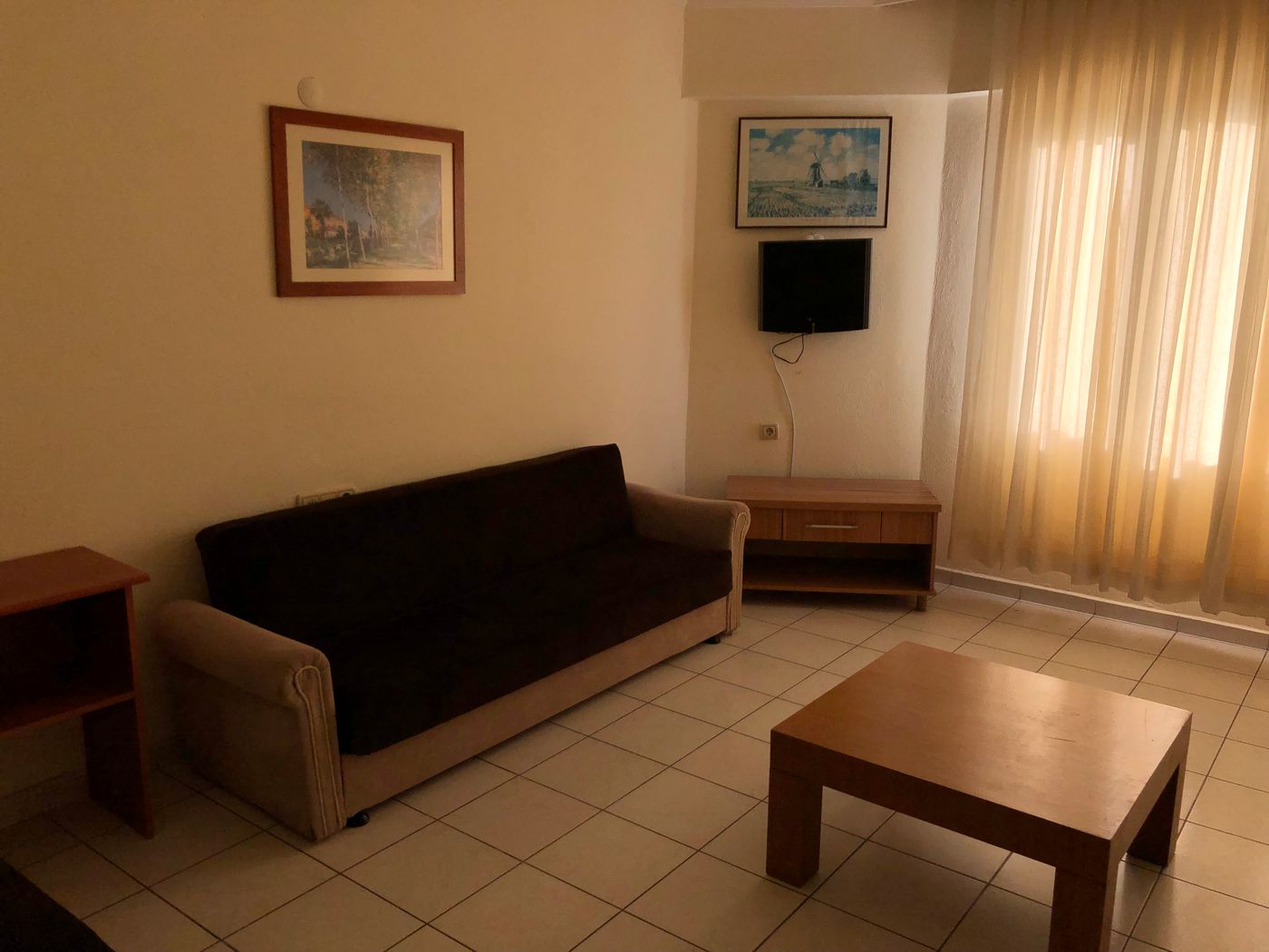 Melissa Garden Apart