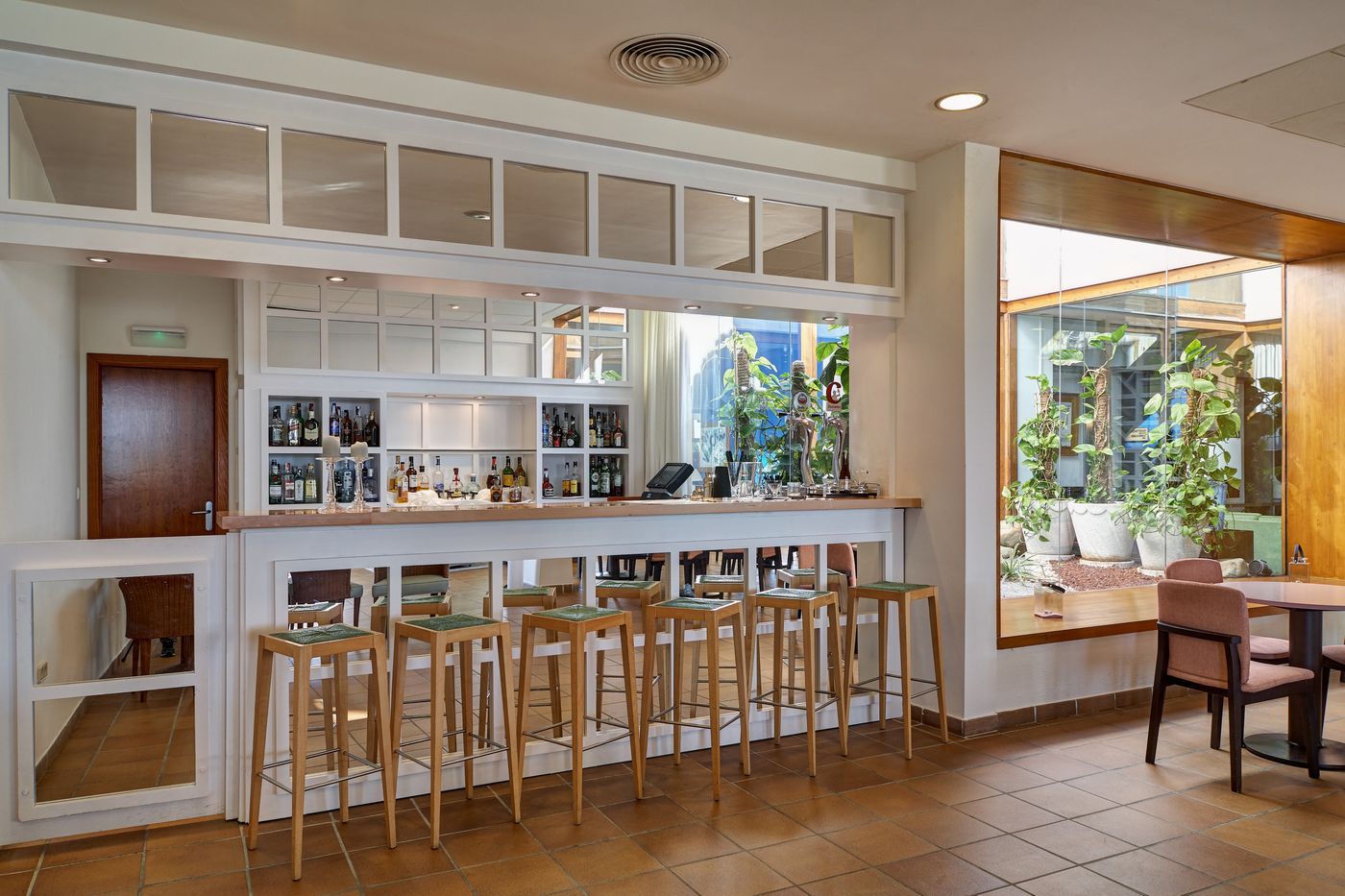 Parador-de-Benicarlo-Bar-55