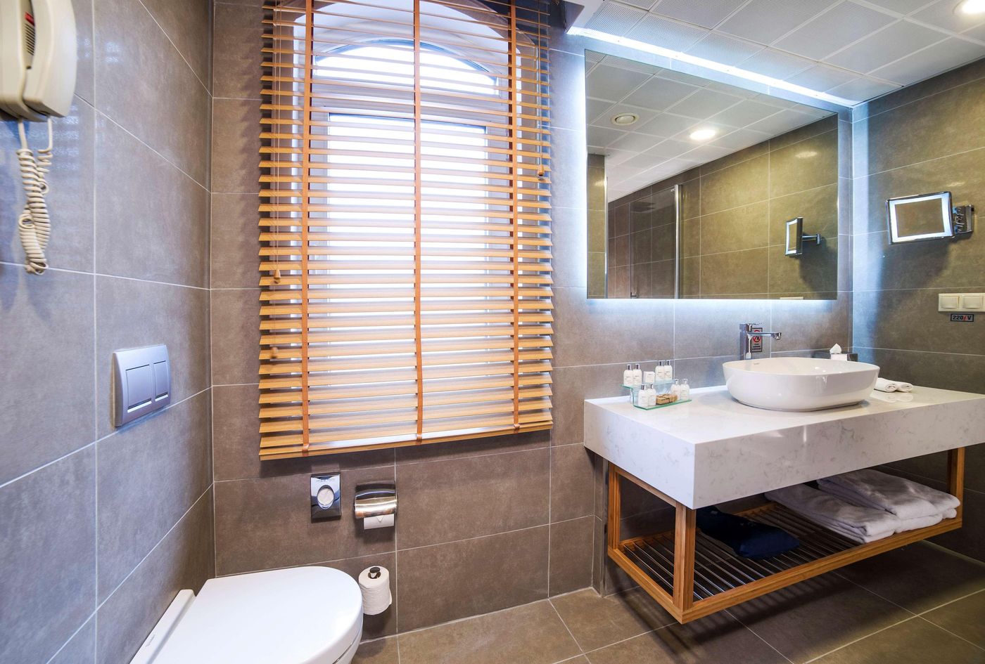 Radisson-Hotel-Sultanahmet-Room-37