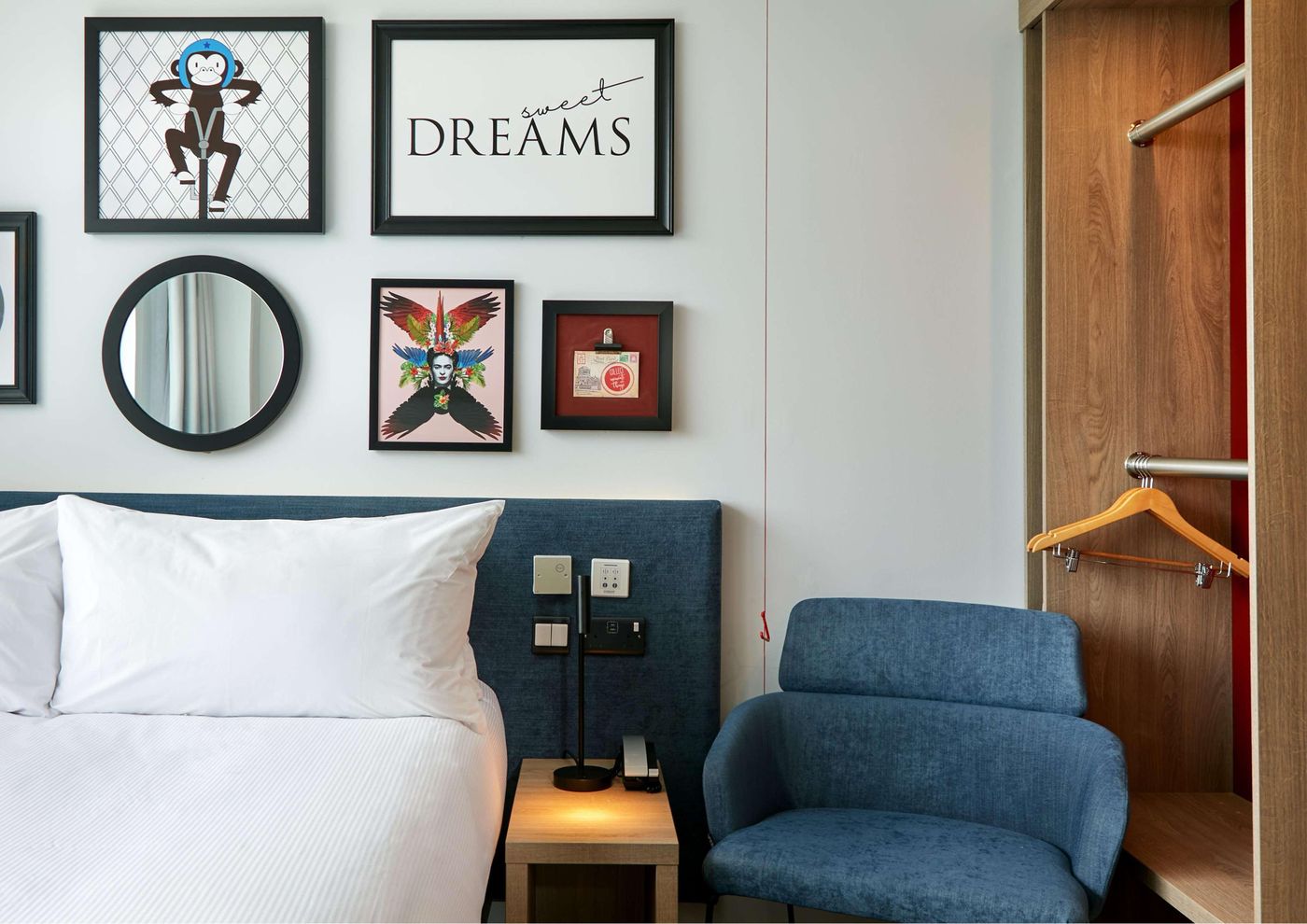 Hampton-by-Hilton-Dublin-City-Centre-Room-37