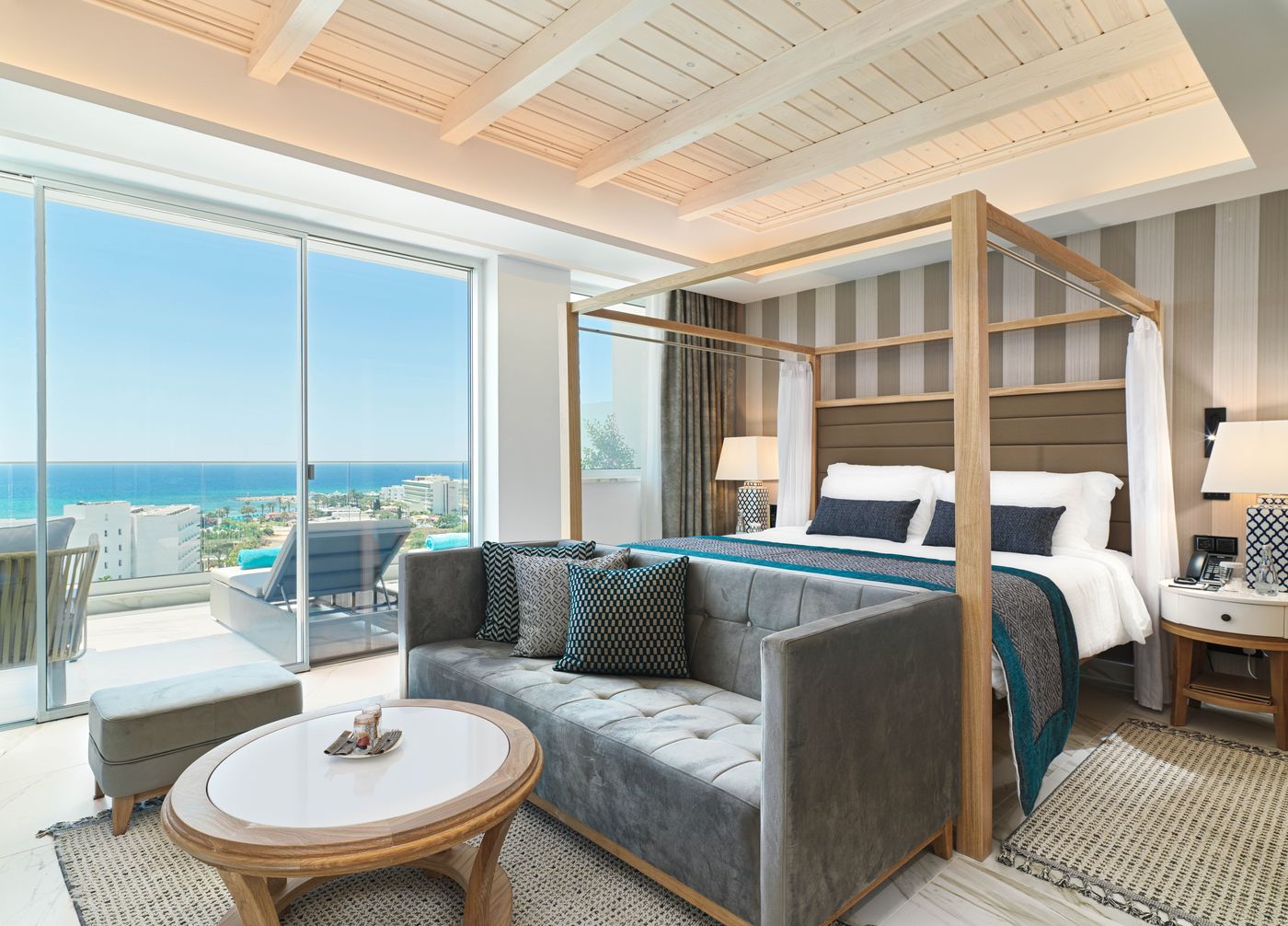 Amanti Hotel – MadeForTwo - Adults Only