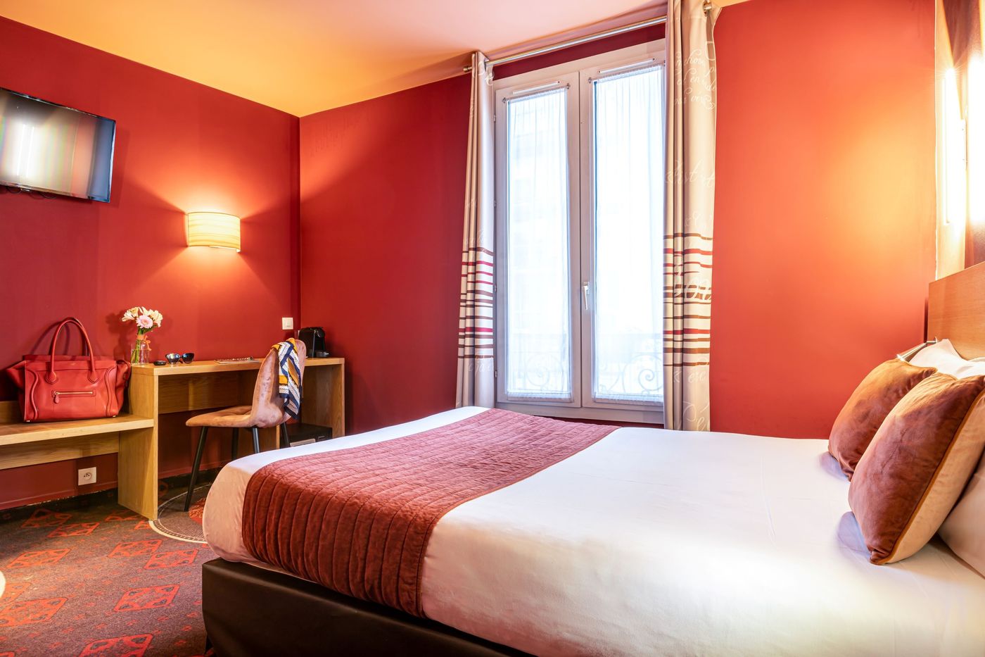 Hotel-Ariane-Montparnasse-by-Patrick-Hayat-Room-22