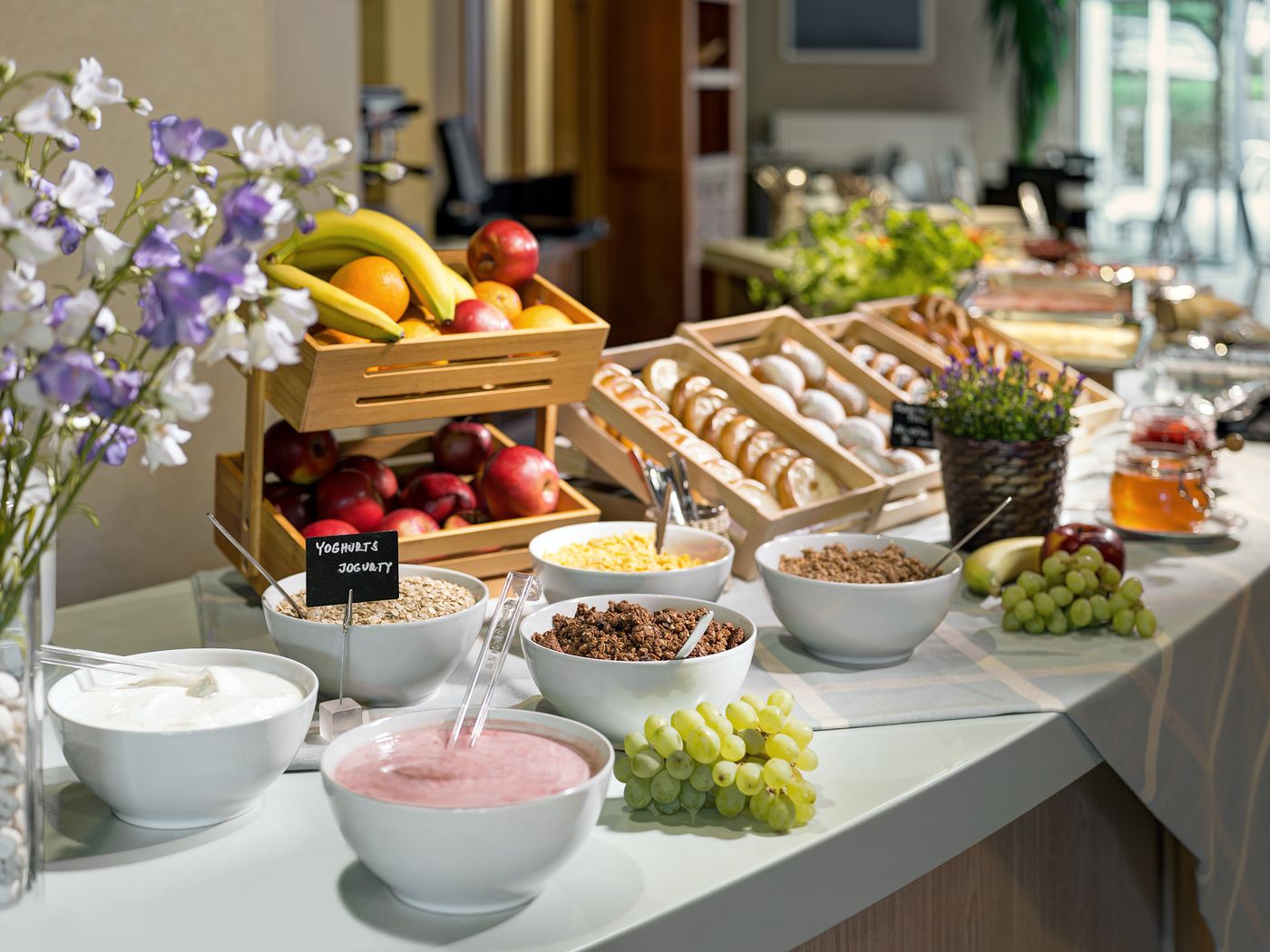 Michael-Restaurant-24