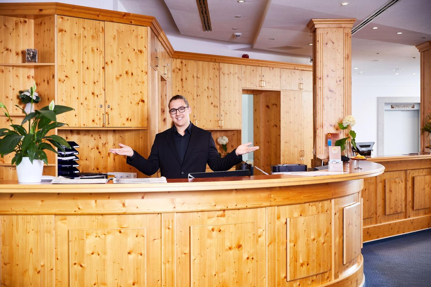 Hotel Sonnenhof Dietzenbach - Germany - DIETZENBACH - Lobby - 1